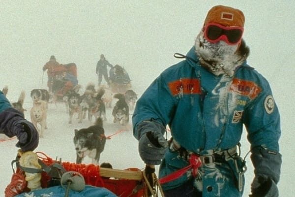 六國考察隊徒步橫越南極